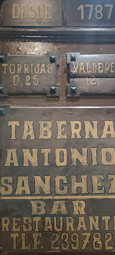 Comentarii opinii despre Taberna Antonio Sánchez - 1787 - La Taberna más antigua de Madrid