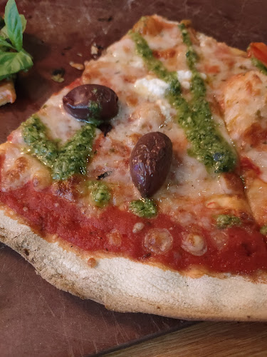 Pizza Emporio Phone number