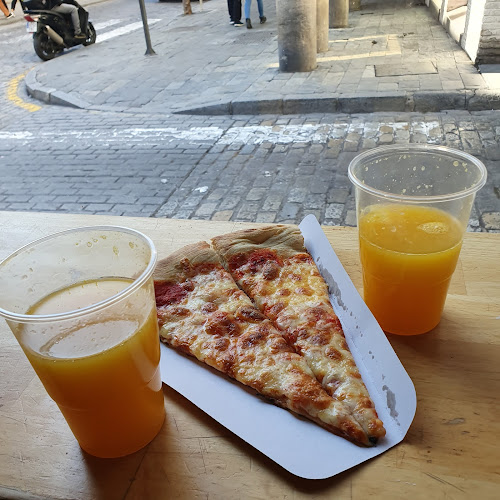 Slice of New York Pizza Sevilla - Gastronomía y hostelería