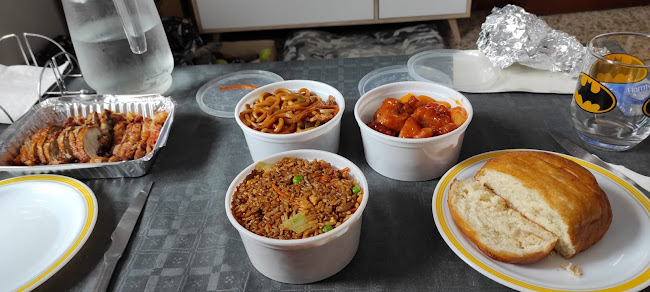 Av. de Bueu, 2, bajo, 36940 Cangas, Pontevedra