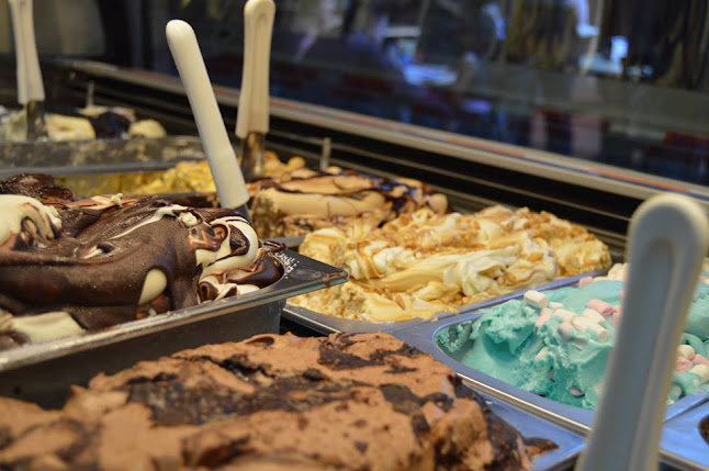 Pizzeria Heladeria La Loma