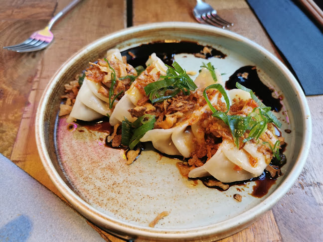 Desoriente Phone number