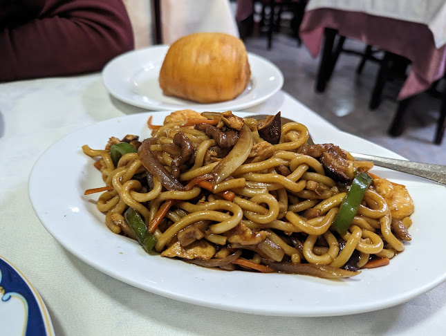 Av. de Bueu, 2, bajo, 36940 Cangas, Pontevedra