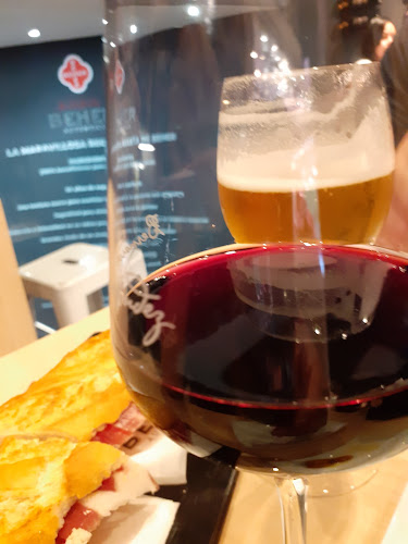 Pl. de l'Ajuntament, 16, Ciutat Vella, 46002 València, Valencia