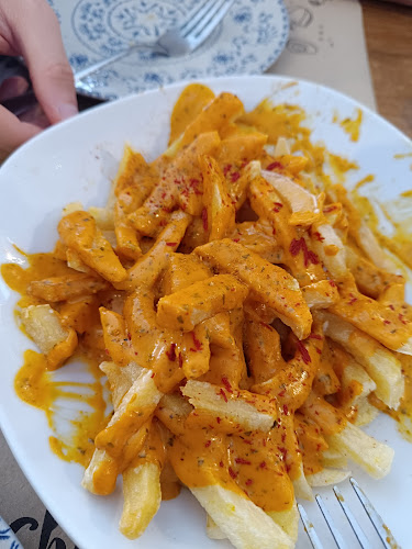 New Royalti By Ismael Open Times