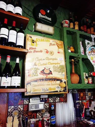 C. Cta. Castañones, 6, 24003 León