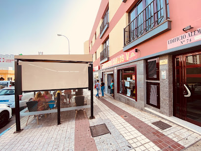 Bar Cafetería Carlos V