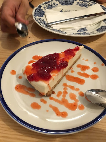 Dolores y Lola Phone number