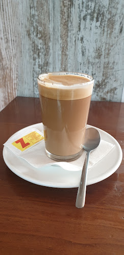 C. Antonio Machado, 17, 18210 Peligros, Granada