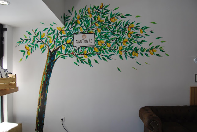 Av. de Grecia, 33, 41012 Sevilla