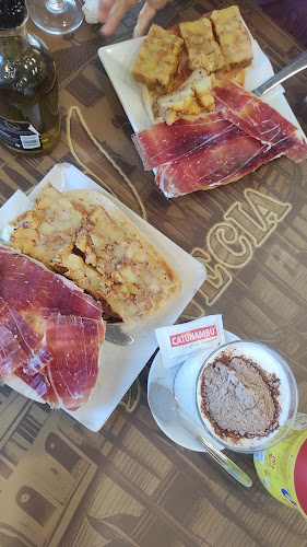 Opinii despre Bar Cafetería Nueva Venecia în Sevilla - Gastronomía y hostelería