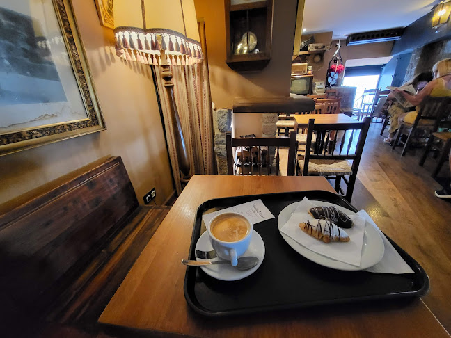 Panaderia S'Estació Phone number