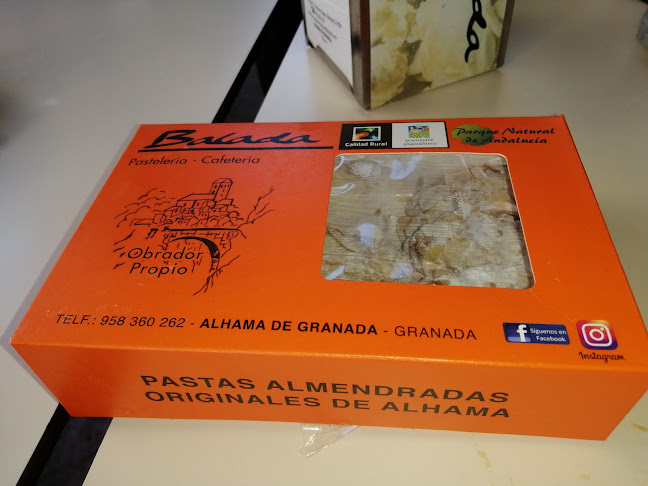 Comments and reviews of Pastelería-Cafetería-Heladería Balada