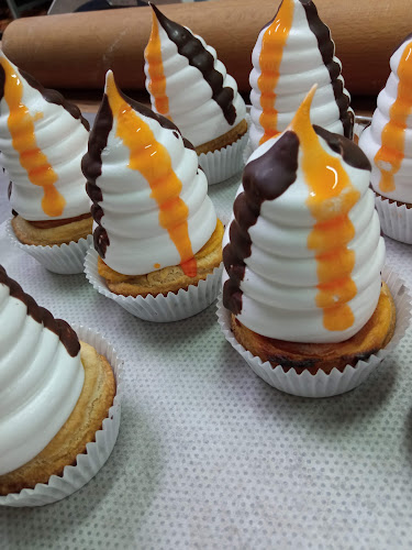 C. Lusitania, 9, local 1, 10600 Plasencia, Cáceres