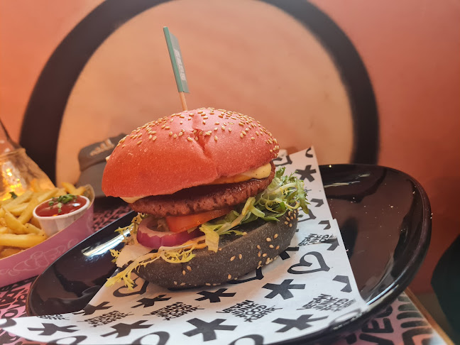 Vegan Junk Food Bar - Barcelona