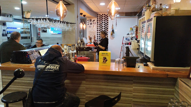 Johana Cafetería Bar