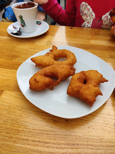 Churrería Heladería Los Olivares - Gastronomía y hostelería