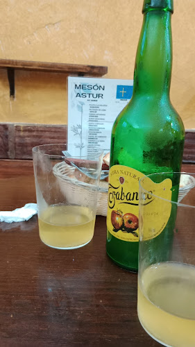 Opinii despre Mesón Astur în Málaga - Gastronomía y hostelería