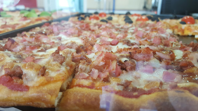 Comments and reviews of Pezzetino Pizzería