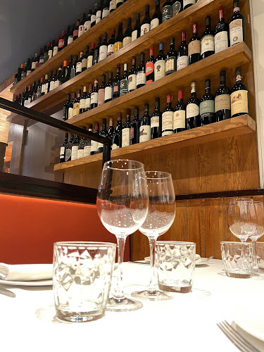 Opinii despre Da Giuseppina în Madrid - Gastronomía y hostelería