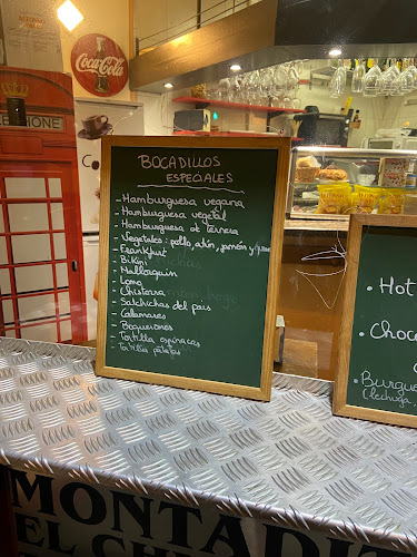 Opinii despre El Chiringuito Bar în Barcelona - Gastronomía y hostelería