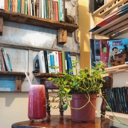 El Refugio Arte y Utopías - Arte - Bar Open Times