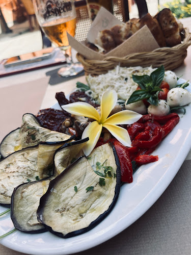 Pizzería Casa La Agraria Open Times