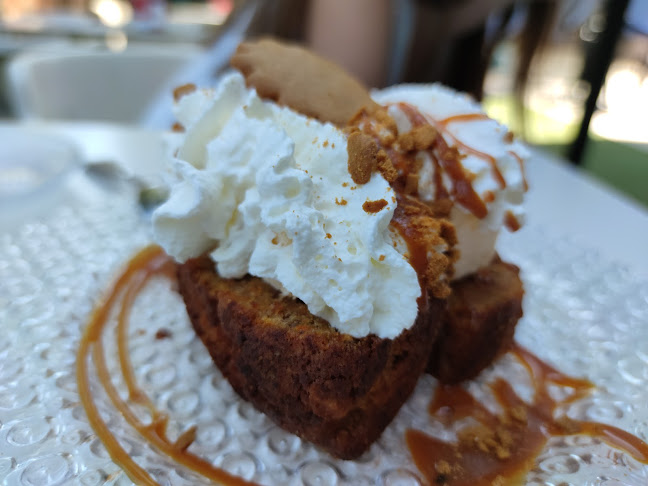 Av. del Reino Unido, 9, 41012 Sevilla