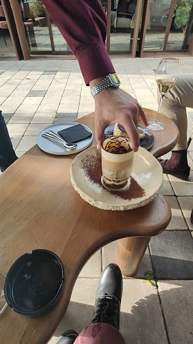 Urbanizacion Villa Parra Palomeras, 61, 29602 Marbella, Málaga