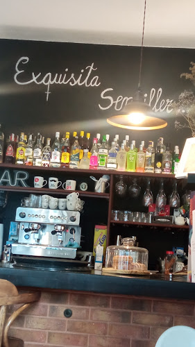 Comentarii opinii despre Esencia