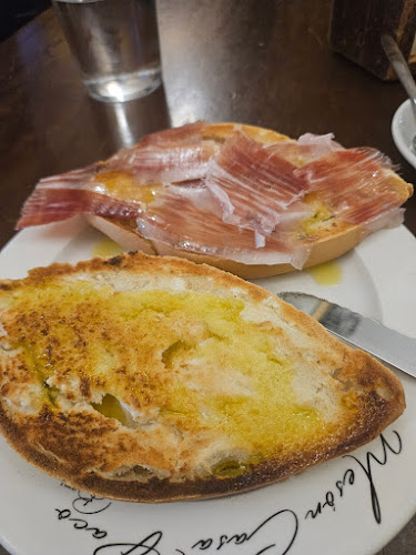 C. Bami, 15, 17, 41013 Sevilla