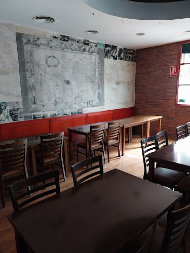 Pizzeria Que Fue? Open Times