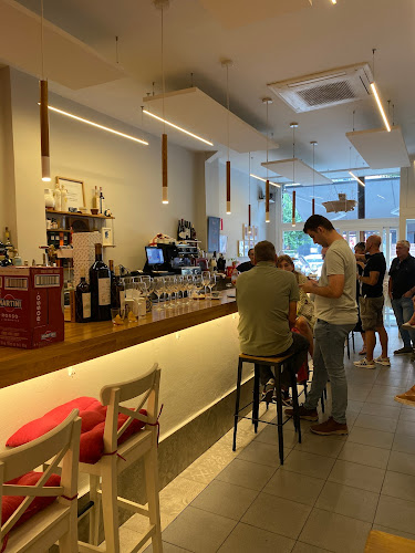 Blas de Otero Kalea, 45, Deusto, 48014 Bilbo, Bizkaia