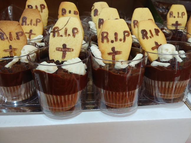 Pasteleria Adeli Croissanteria - Gastronomía y hostelería