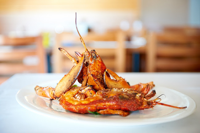 Centro Moda Shopping, Torre Mapfre, Carrer de la Marina, 16, Sant Martí, 08005 Barcelona