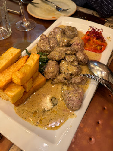 C. de Cea Bermúdez, 38, Chamberí, 28003 Madrid