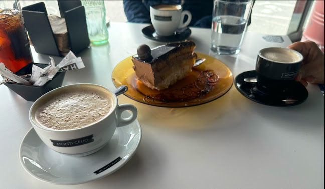 Hangar Café Phone number