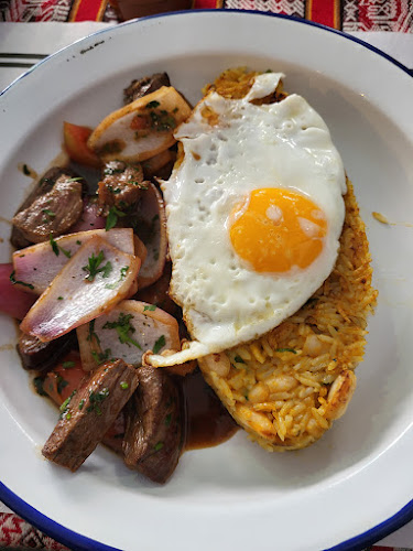 Perú En Tu Mesa Phone number