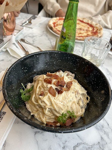 Restaurante Paparazzi Las Arenas - Gastronomía y hostelería