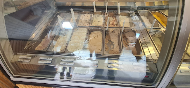 Reviews of Heladeria Bina bina in Zarautz - Gastronomía y hostelería