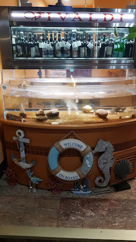 Centro Comercial Passarela, Local 3 y 4, C. Doreste y Molina, 80, 35130 Puerto Rico, Las Palmas