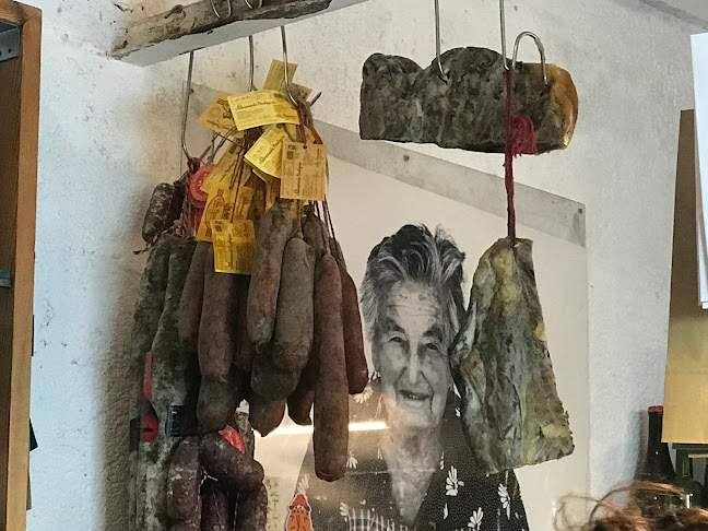 Bendito, Vinos y Vinilos - Gastronomía y hostelería