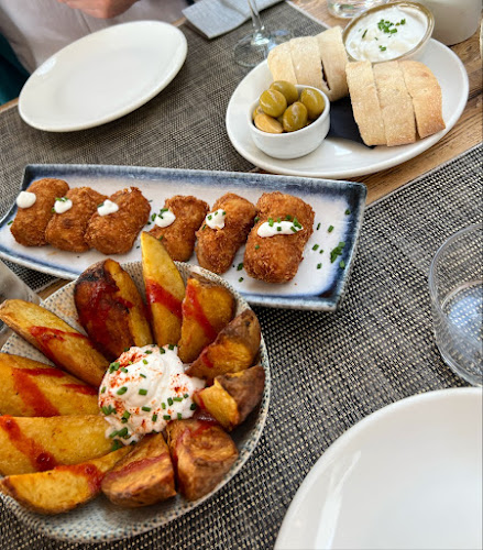 Reviews of Can Matevet Restaurante Vermutería in Port d'Alcúdia - Gastronomía y hostelería