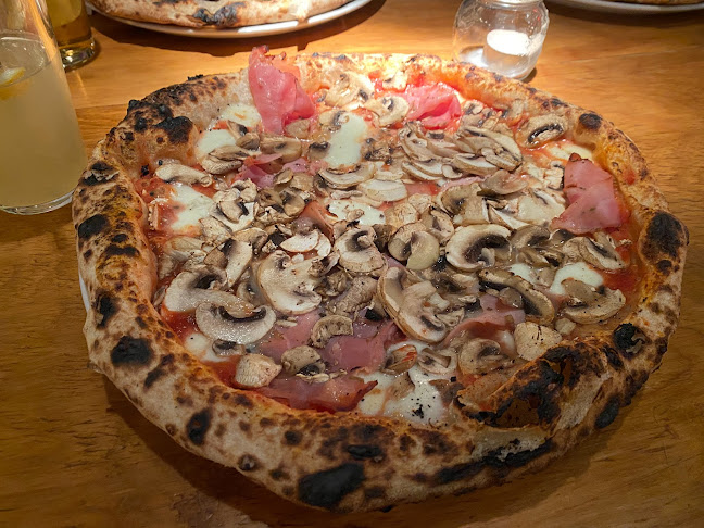 Frankie Gallo Cha Cha Cha | Pizzería Raval Phone number