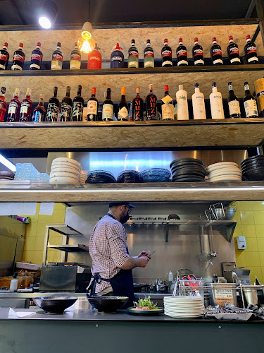 Monocromo vermuteria gastrounderground - Gastronomía y hostelería