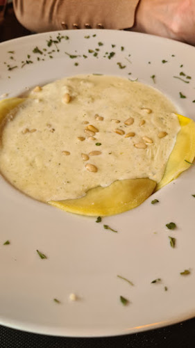 Pizzería Fattucchi - Gastronomía y hostelería