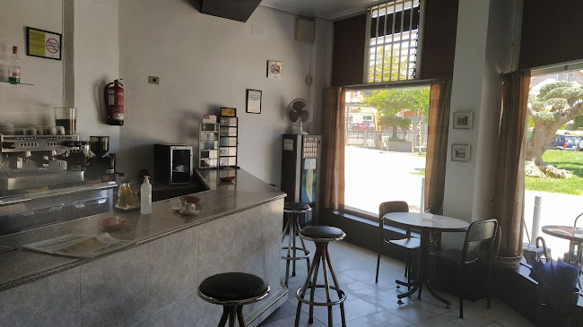 Opinii despre Café Holliday Bar în San Pedro da Ramallosa - Gastronomía y hostelería