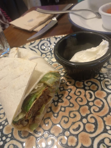 Calle Adolfo Bioy Casares, 2 Centro Comercial La Gavia, 2ª planta, 28051 Madrid