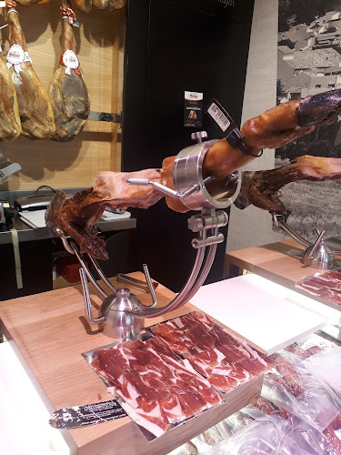 Jamones y Embutidos Melgar Phone number