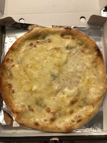 Pizza Zanti Open Times